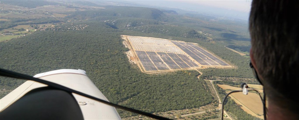 survol du parc photovoltaïque