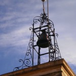Le campanile de l'horloge à Aigaliers